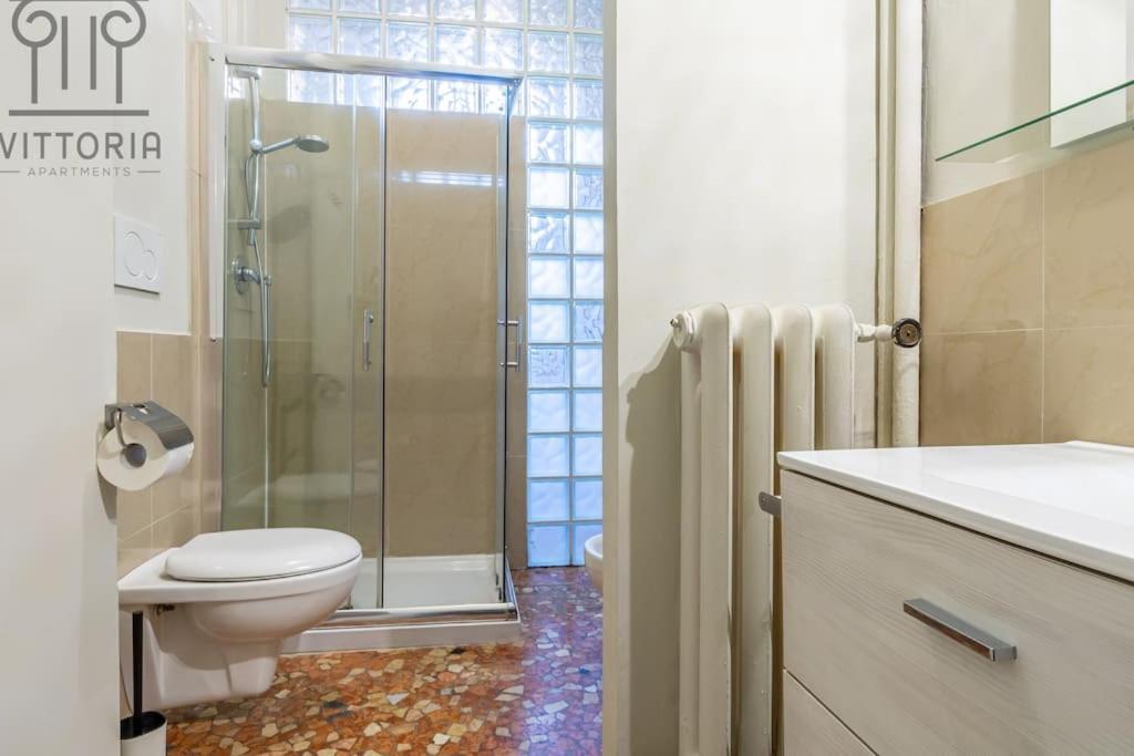 Vittoria Apartments: Viale Dante Vicence Extérieur photo